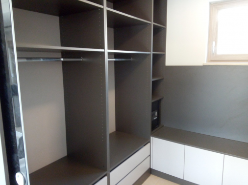 Vila Šestine, walk-in ormar, foto 2
